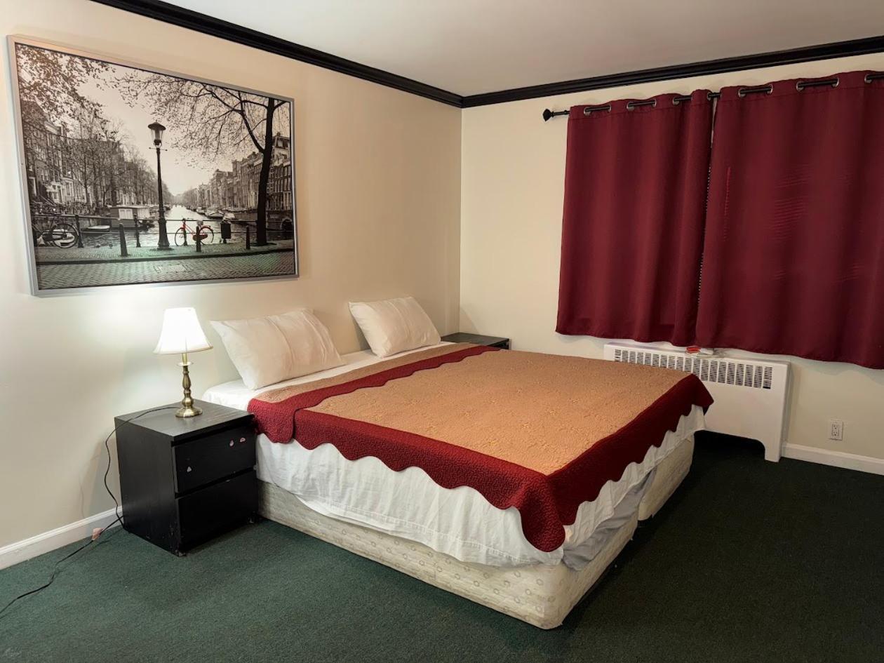Central Motel Courtyard White Plains Extérieur photo