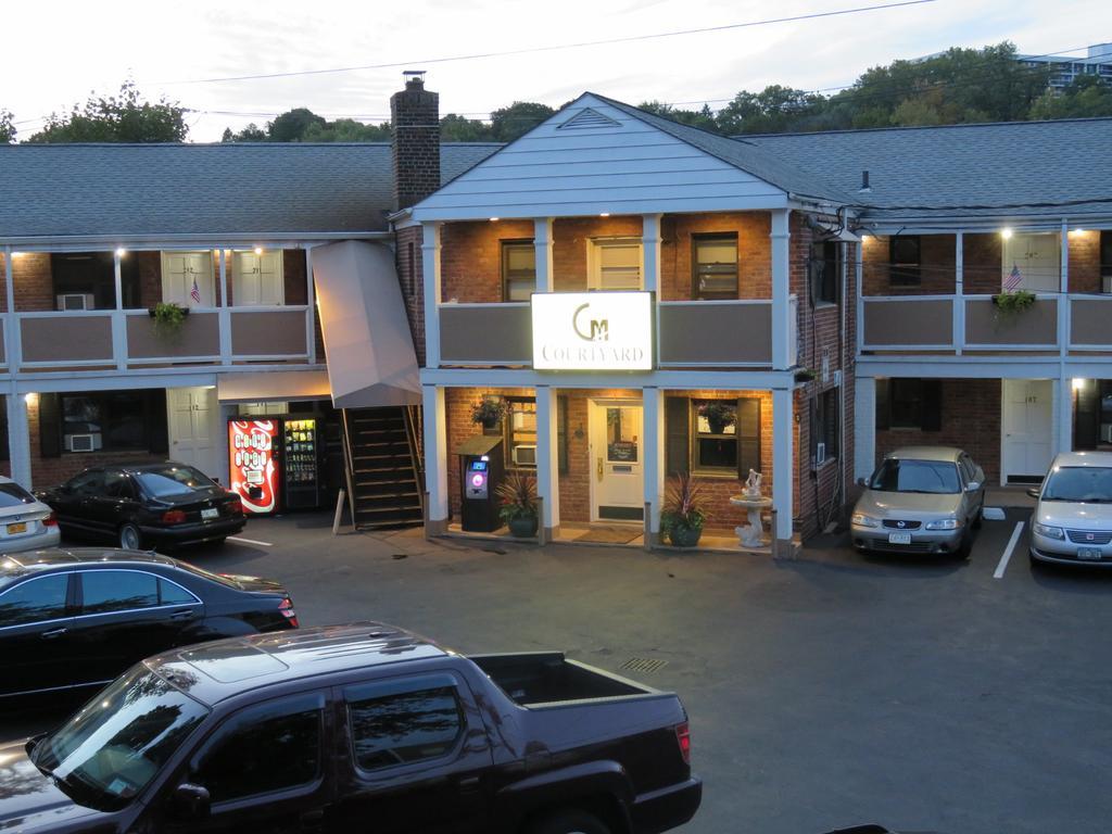 Central Motel Courtyard White Plains Extérieur photo