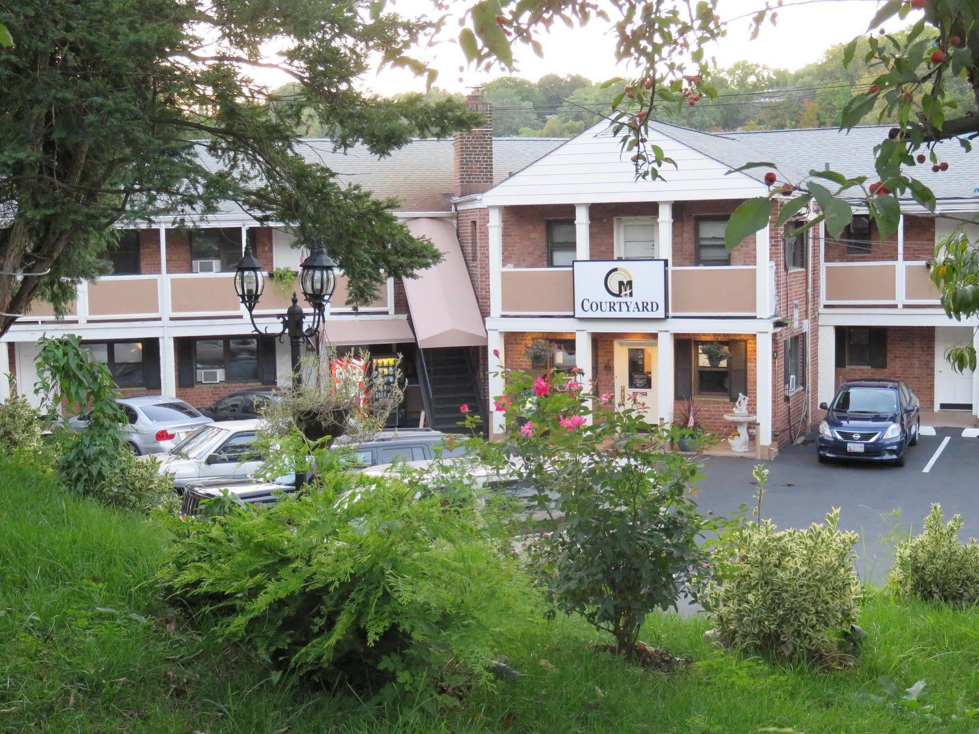 Central Motel Courtyard White Plains Extérieur photo
