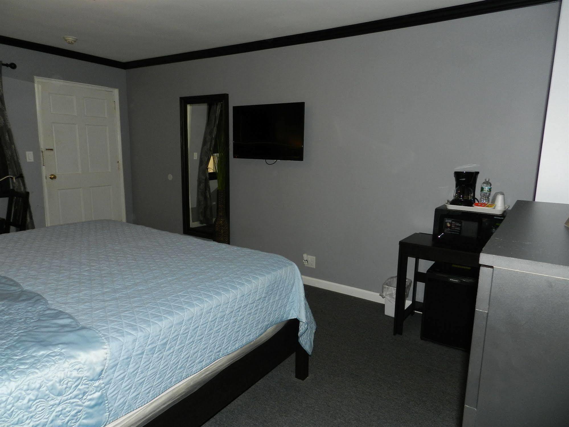 Central Motel Courtyard White Plains Extérieur photo